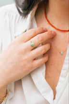 Bague fine Pichoun, pierre facettée sur fil gold filled – ËZÜ Bijoux