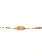 Bracelet Pistou, chaîne fine gold filled et perle d'agate – ËZÜ Bijoux